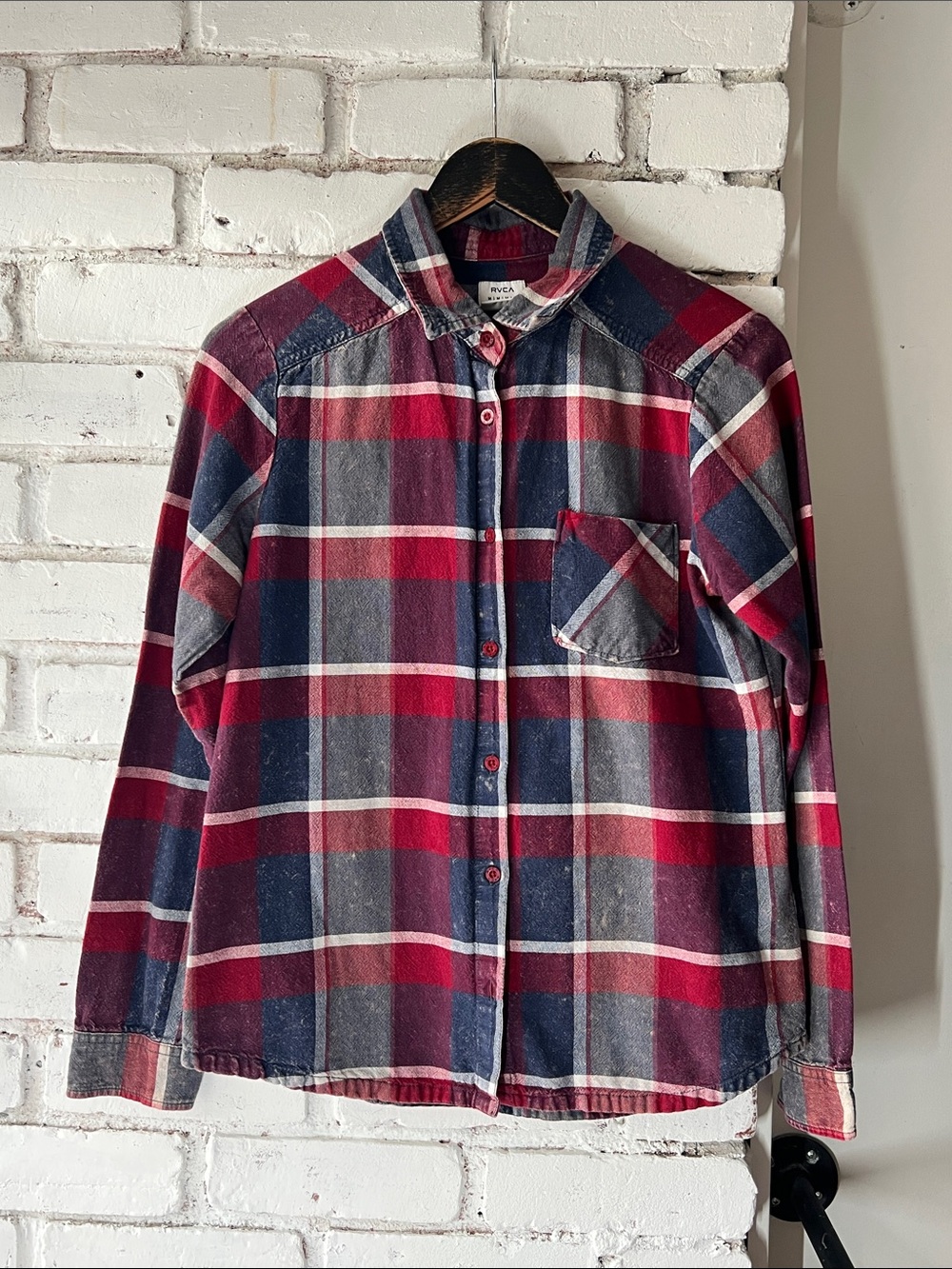 RVCA Red and Blue Plaid Shirt collared dress shirt with front pockets